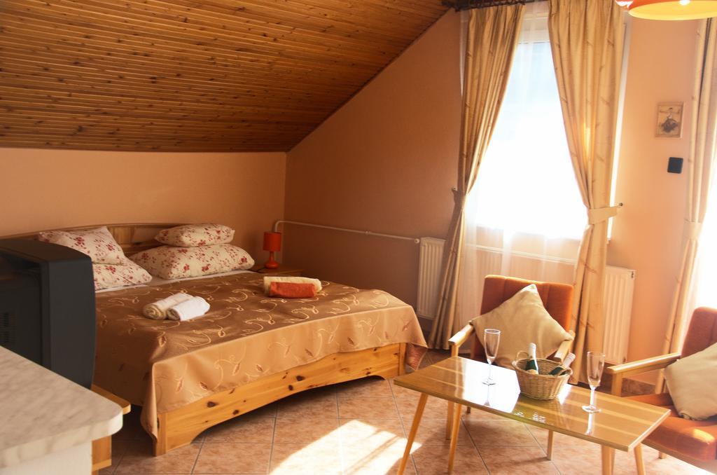 Heviz Therme Apartmenthaus エクステリア 写真