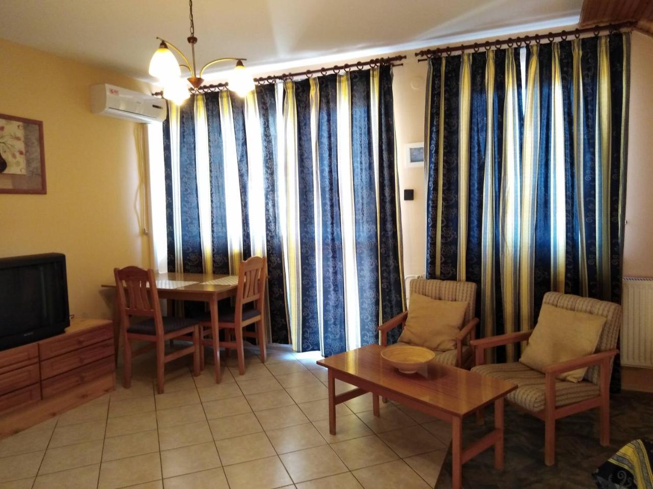 Heviz Therme Apartmenthaus エクステリア 写真