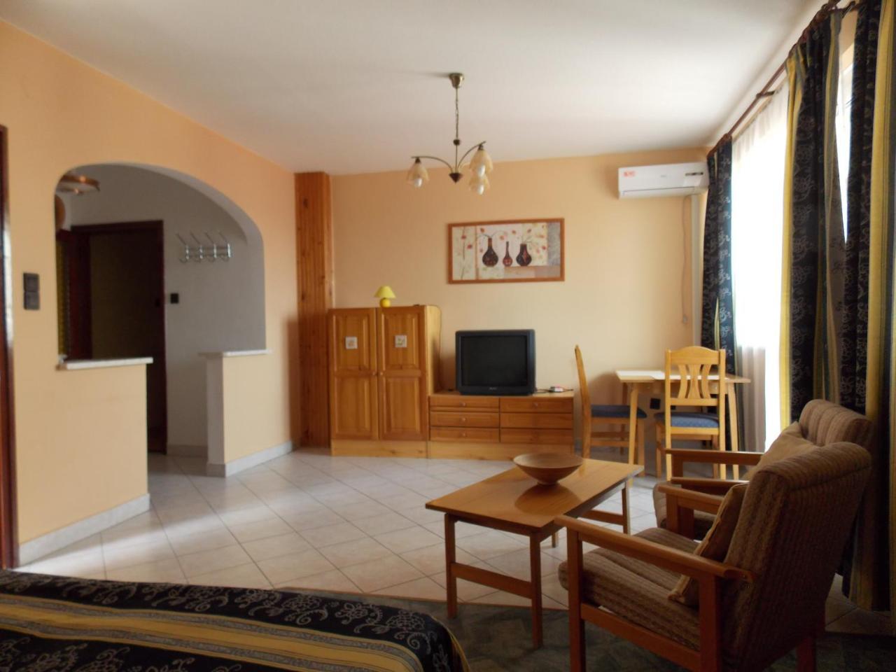Heviz Therme Apartmenthaus エクステリア 写真